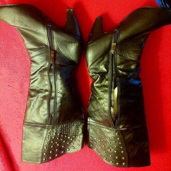 Forever Heeled Boots - Picture 3 of 7